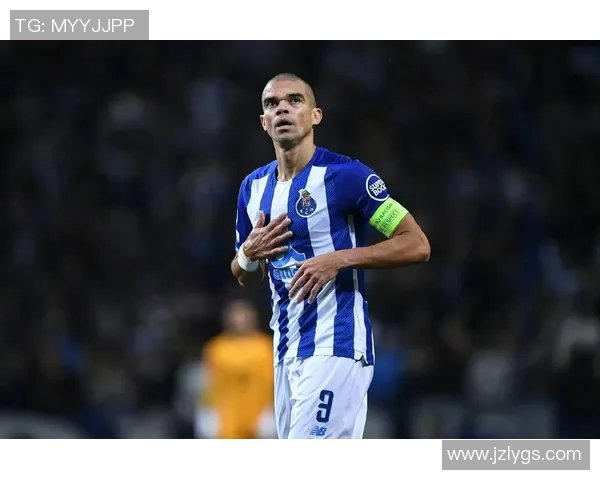 欧洲足球最大球星的荣耀与挑战全面剖析未来发展趋势 欧洲足球最大球星的荣耀与挑战全面剖析未来发展趋势