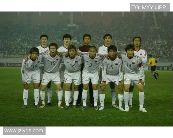 中国72年出生足球巨星崛起记:从草根到国家队的荣耀征程 中国72年出生足球巨星崛起记:从草根到国家队的荣耀征程